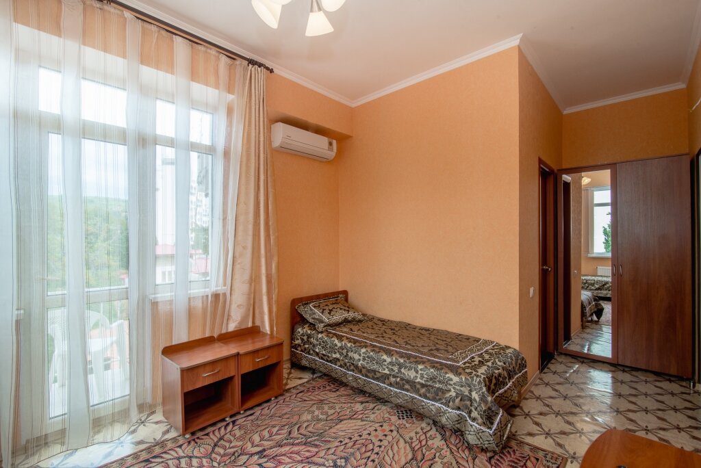 Гостиница Витекс Алушта-100