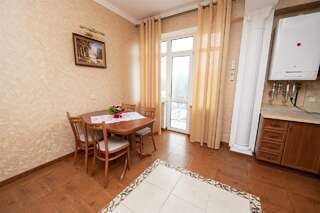 Гостиница Витекс Алушта Двухуровневые апартаменты с кухней-4