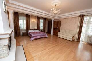 Гостиница Витекс Алушта Двухуровневые апартаменты с кухней-5