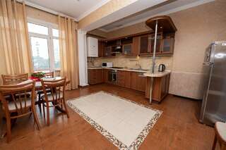 Гостиница Витекс Алушта Двухуровневые апартаменты с кухней-2