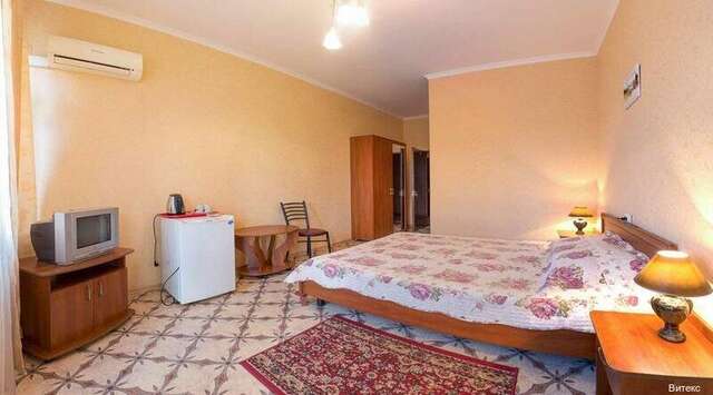 Гостиница Витекс Алушта-90